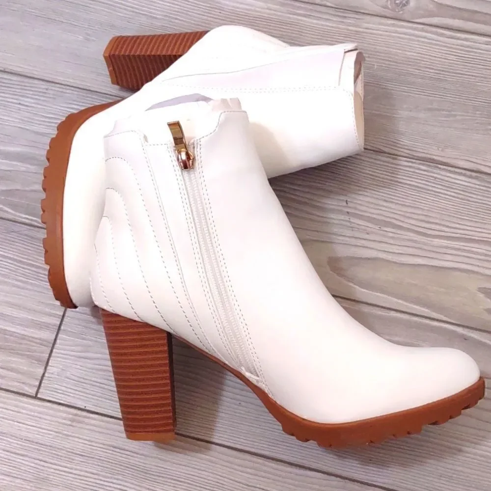 (C-4540)  KHPAERMEI Women's Chelsea Boots Platform Chunky Heeled Sz 43 (12.5)